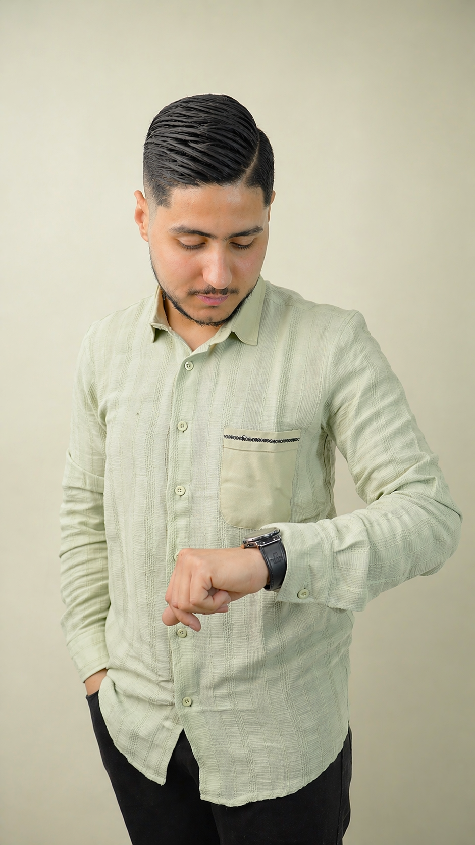Chemise "Artisan Texturée" – L'Élégance Décontractée